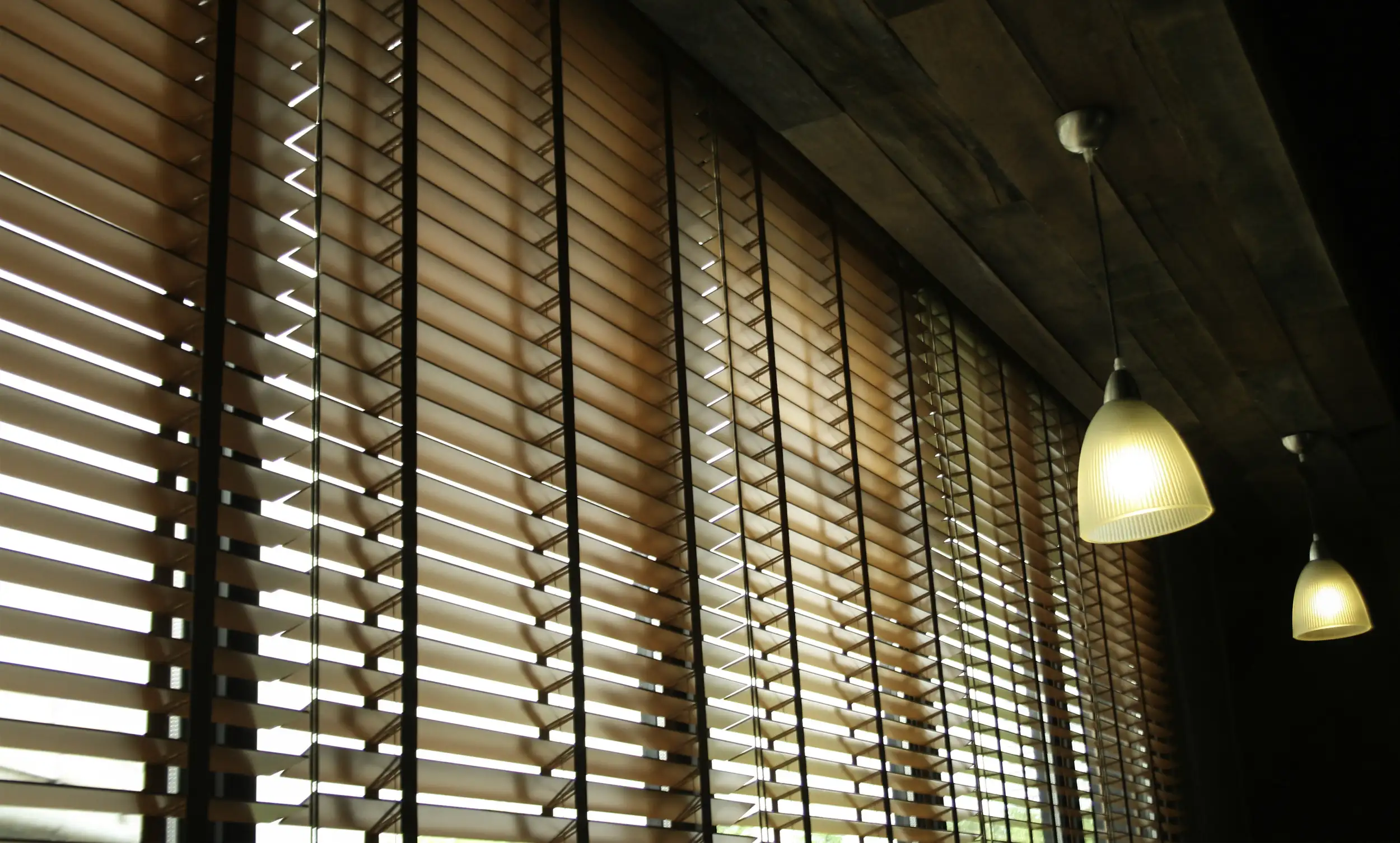 A full window blinds for the living room.